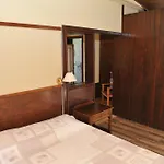 Niki Aparthotel