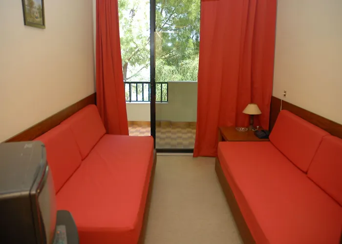 Niki Aparthotel Ialysos (Rhodes)