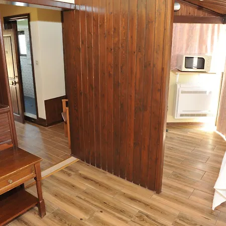 Aparthotel Niki 3*