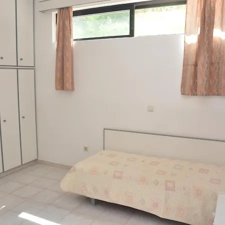 Niki Aparthotel