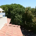 Niki Aparthotel