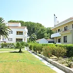 Niki 3* Ialysos (Rhodes)