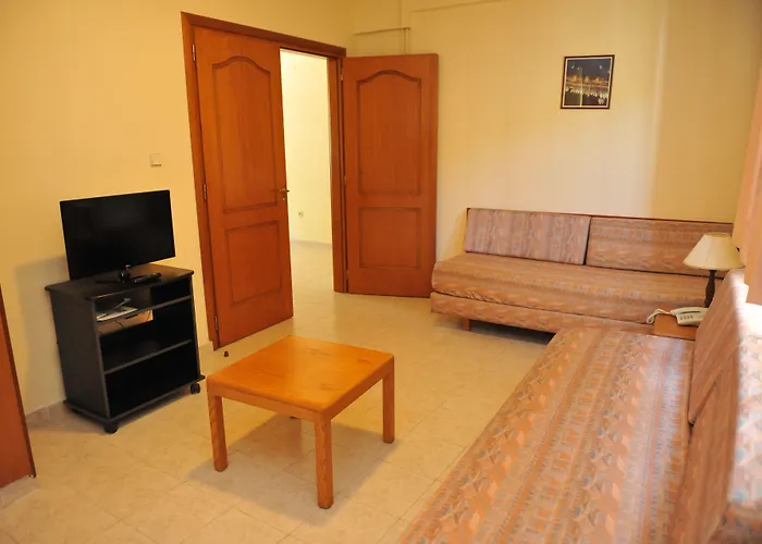 Hotel apartamentowy Niki Jalisos