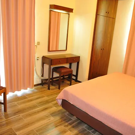 Niki Lejlighedshotel Lalyssos